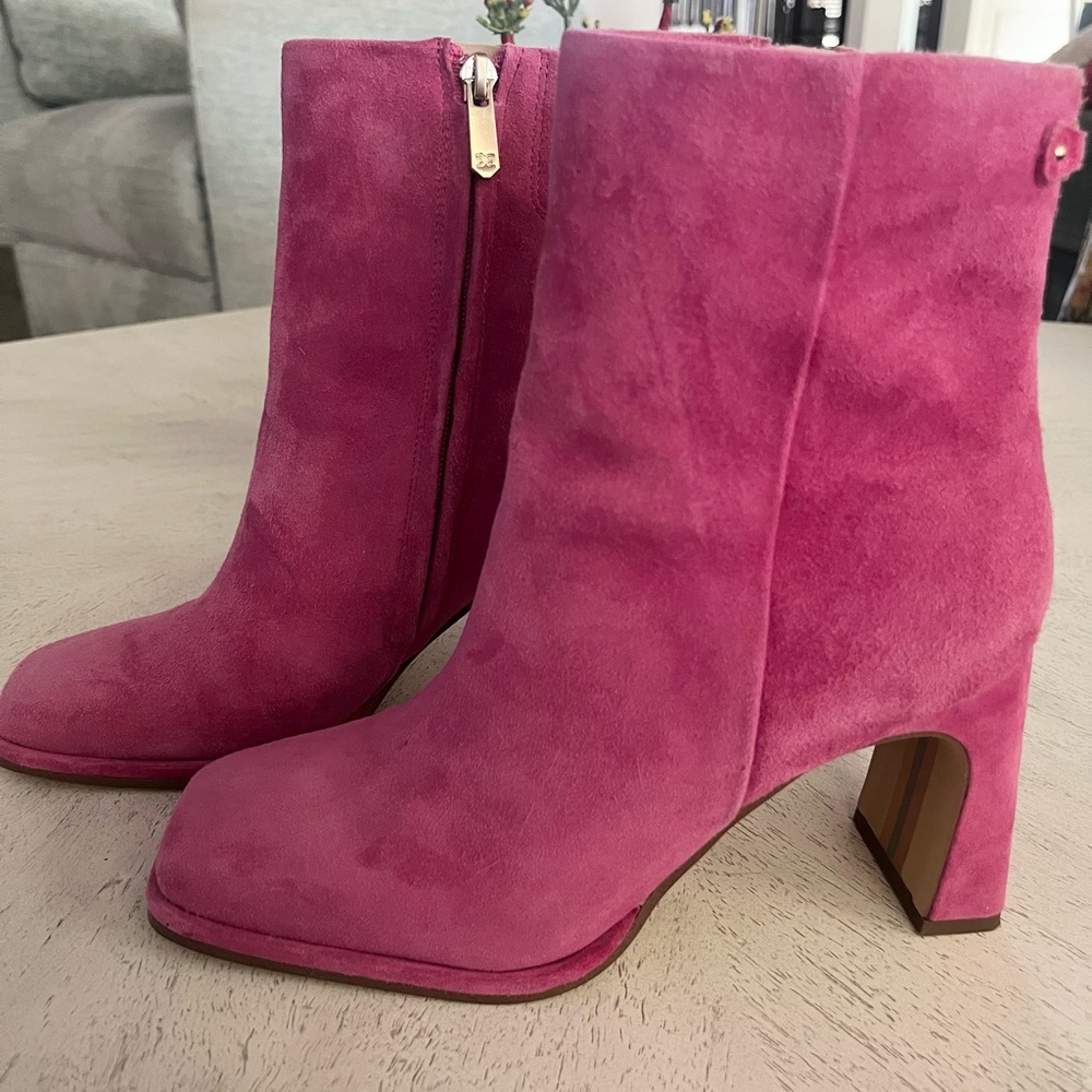 Sam Edelman Pink Suede Ankle Boots New without box size 7.5M